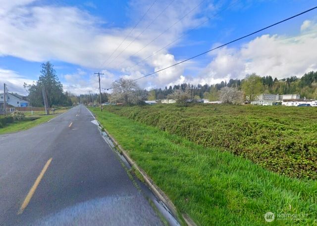 305 Tacoma Boulevard, Pacific, WA 98047