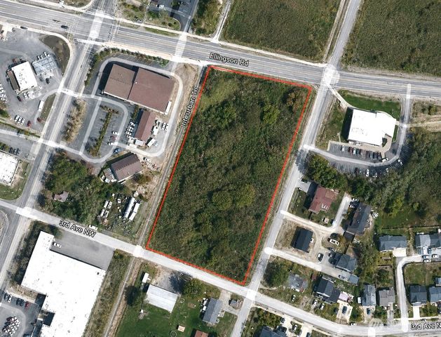 305 Tacoma Boulevard, Pacific, WA 98047