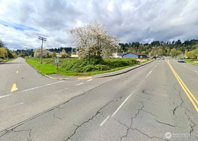 305 Tacoma Boulevard, Pacific, WA 98047