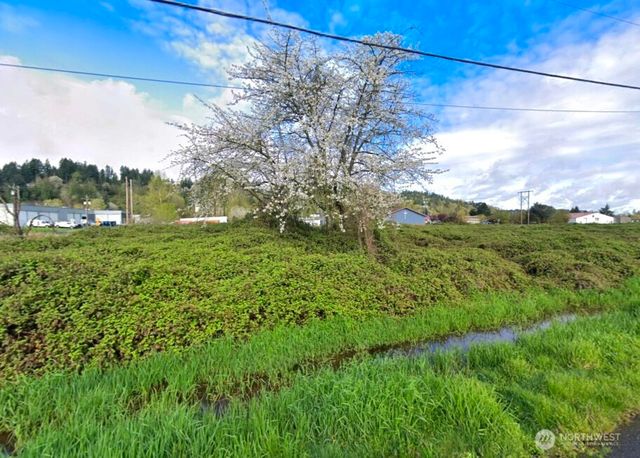 305 Tacoma Boulevard, Pacific, WA 98047