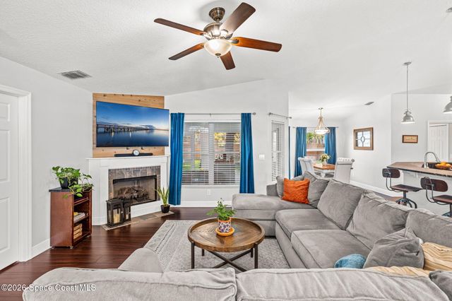 676 Sheridan Woods Drive, Melbourne, FL 32904