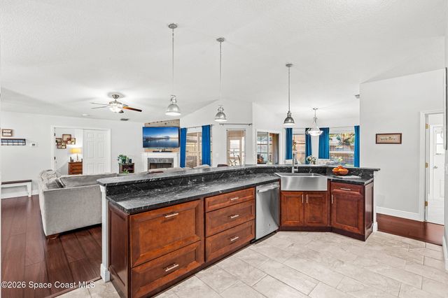 676 Sheridan Woods Drive, Melbourne, FL 32904