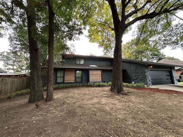 8826 S 65th East Place, Tulsa, OK 74133
