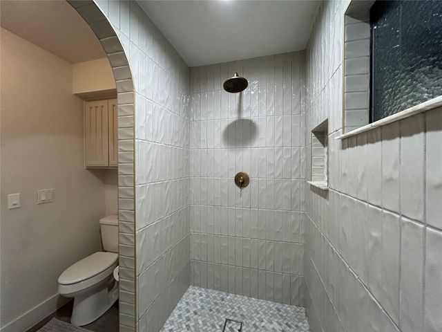 8826 S 65th East Place, Tulsa, OK 74133