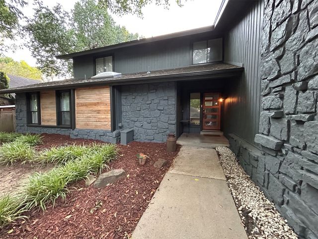 8826 S 65th East Place, Tulsa, OK 74133