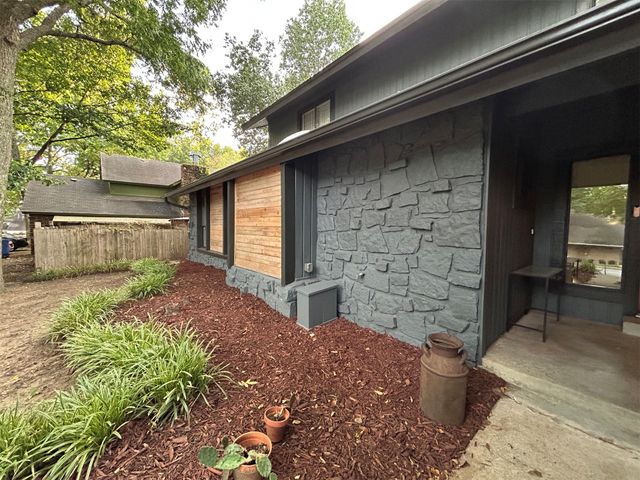8826 S 65th East Place, Tulsa, OK 74133