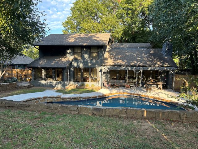 8826 S 65th East Place, Tulsa, OK 74133