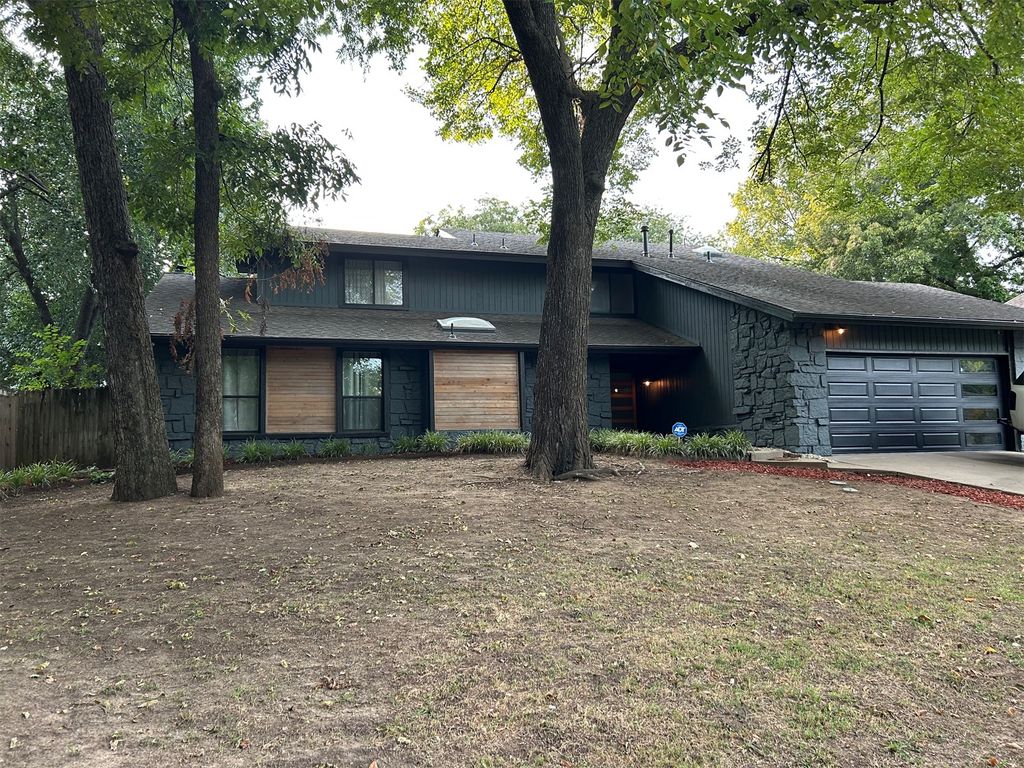 8826 S 65th East Place, Tulsa, OK 74133