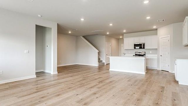 7709 Three Woods Lane, Yukon, OK 73099