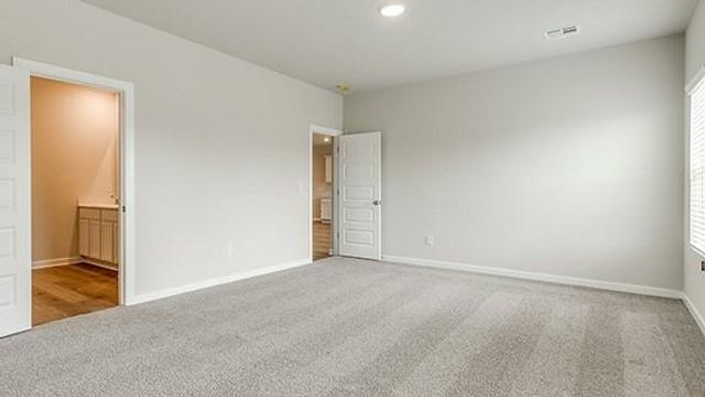 7709 Three Woods Lane, Yukon, OK 73099