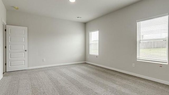 7709 Three Woods Lane, Yukon, OK 73099