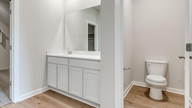 7709 Three Woods Lane, Yukon, OK 73099