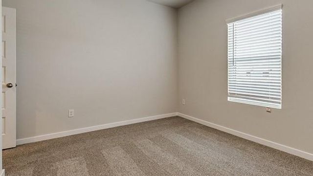 7709 Three Woods Lane, Yukon, OK 73099