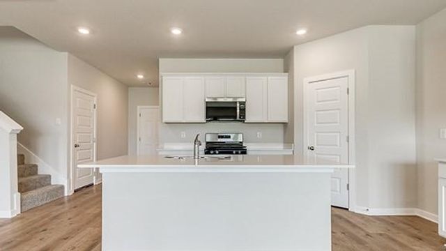 7709 Three Woods Lane, Yukon, OK 73099