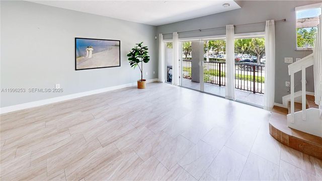 10101 SW 154th Cir Ct 107, Miami, FL 33196
