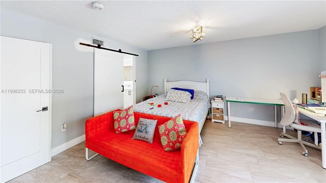 10101 SW 154th Cir Ct 107, Miami, FL 33196