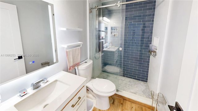10101 SW 154th Cir Ct 107, Miami, FL 33196