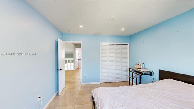 10101 SW 154th Cir Ct 107, Miami, FL 33196