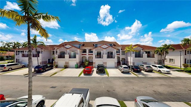 10101 SW 154th Cir Ct 107, Miami, FL 33196