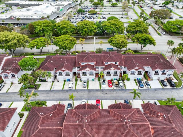 10101 SW 154th Cir Ct 107, Miami, FL 33196
