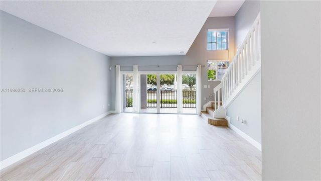10101 SW 154th Cir Ct 107, Miami, FL 33196