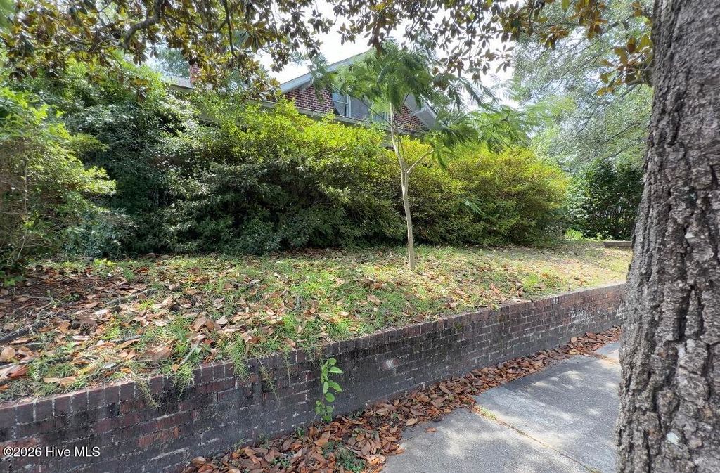 126 Brookwood Avenue, Wilmington, NC 28403