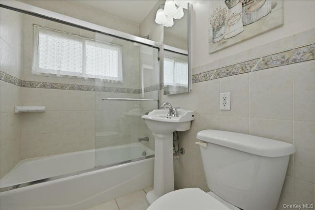 235 Twin Lane E, Wantagh, NY 11793