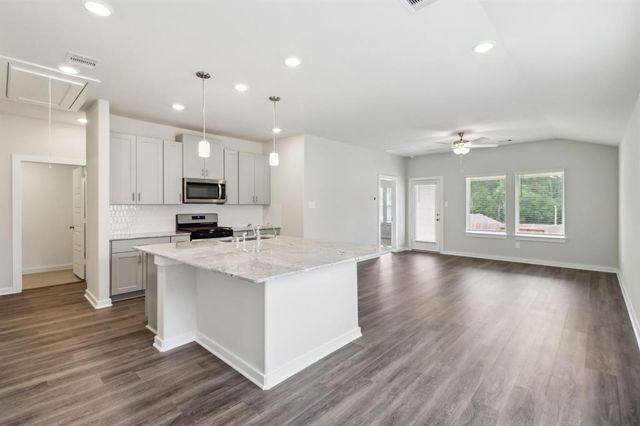 16699 Sterling Cliff Street, Conroe, TX 77302