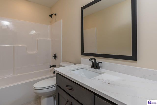 148 Wooded Glen Road, Mount Washington, KY 40047