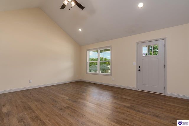 148 Wooded Glen Road, Mount Washington, KY 40047
