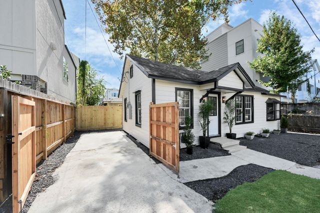 4215 Eli St Street, Houston, TX 77007