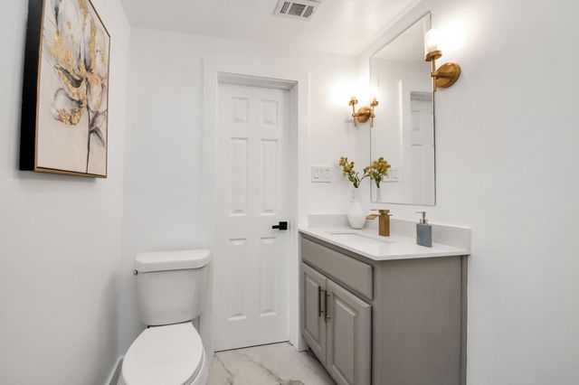 4215 Eli St Street, Houston, TX 77007