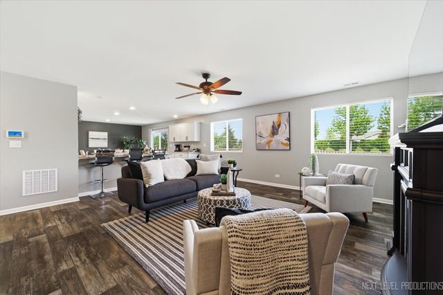 1731 Dempsey Circle, Pingree Grove, IL 60140