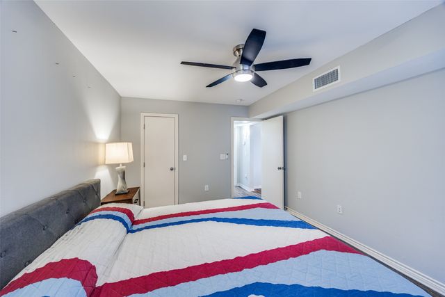 5326 Fleetwood Oaks Avenue 147, Dallas, TX 75235