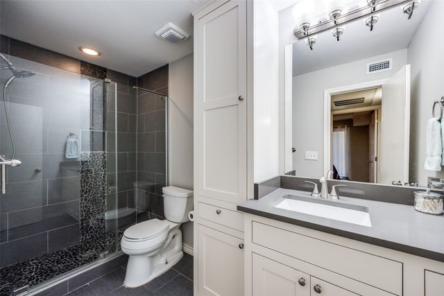 5326 Fleetwood Oaks Avenue 147, Dallas, TX 75235