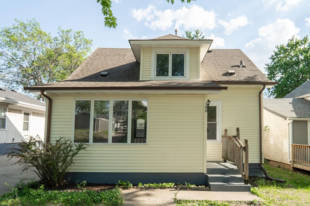 188 Wyoming Street E, Saint Paul, MN 55107