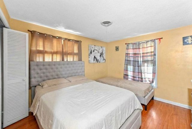 315 SW 12th Avenue, Boynton Beach, FL 33435