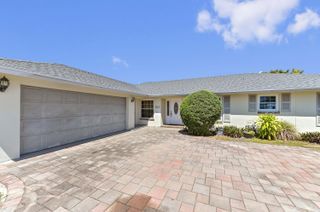 315 SW 12th Avenue, Boynton Beach, FL 33435