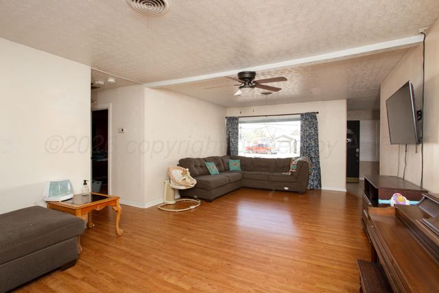 4611 SW 16TH Avenue, Amarillo, TX 79106