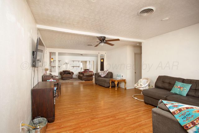 4611 SW 16TH Avenue, Amarillo, TX 79106