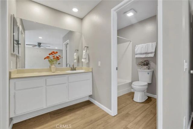 2390 W Orangethorpe Avenue 10, Fullerton, CA 92833