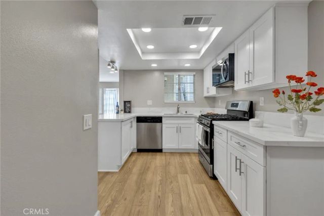 2390 W Orangethorpe Avenue 10, Fullerton, CA 92833