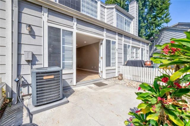 2390 W Orangethorpe Avenue 10, Fullerton, CA 92833