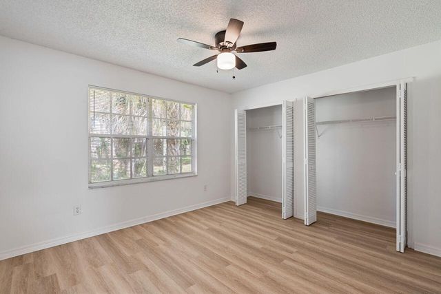 349 Hammock Road SE, Palm Bay, FL 32909