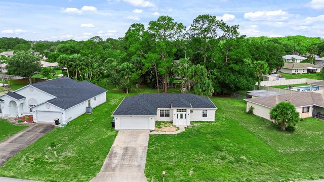 349 Hammock Road SE, Palm Bay, FL 32909