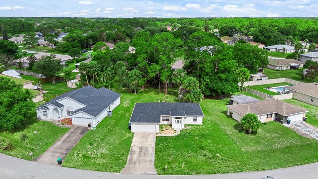 349 Hammock Road SE, Palm Bay, FL 32909