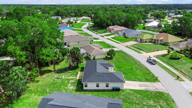 349 Hammock Road SE, Palm Bay, FL 32909