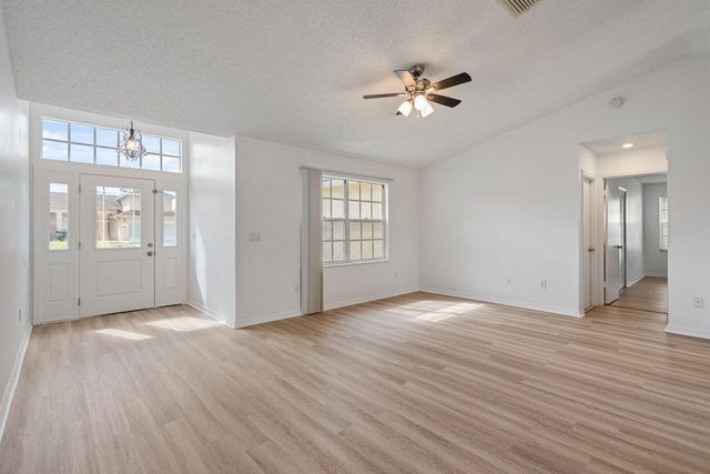 349 Hammock Road SE, Palm Bay, FL 32909