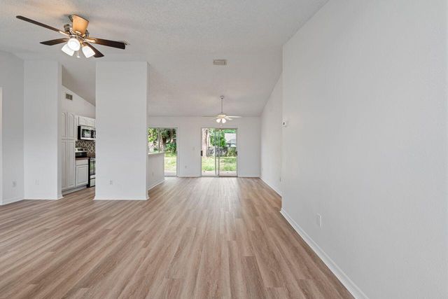 349 Hammock Road SE, Palm Bay, FL 32909