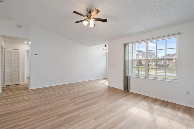 349 Hammock Road SE, Palm Bay, FL 32909